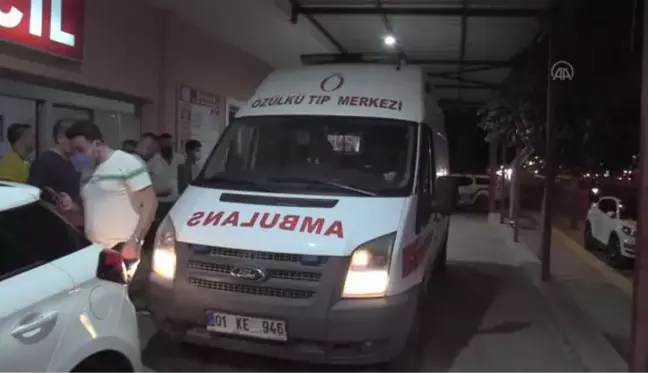 Polis memuru gözaltına almaya çalıştığı zanlı tarafından bıçaklandı