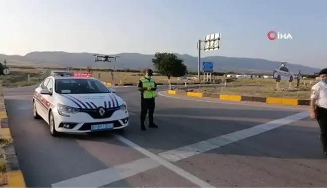 Jandarma bayram trafiğini havadan denetledi