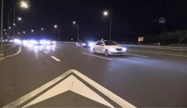 Anadolu Otoyolu Bolu Dağı kesiminde zincirleme trafik kazası: 5 yaralı (2)