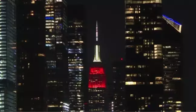 Empire State Binası, Türk bayrağı renkleriyle ışıklandırıldı