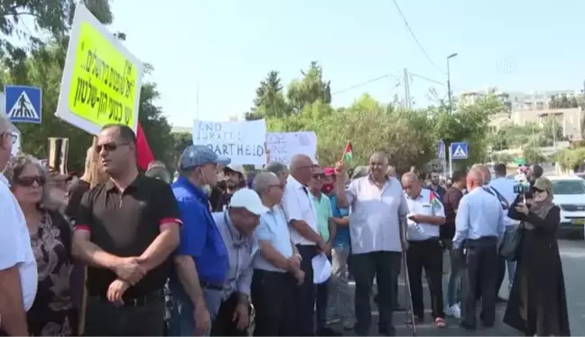 İşgal altındaki Doğu Kudüs'ün Şeyh Cerrah Mahallesi'nde, işgal ve yerleşim birimleri karşıtı gösteri