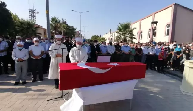 Orman şehidi babasını avukat cübbesiyle ebediyete uğurladı