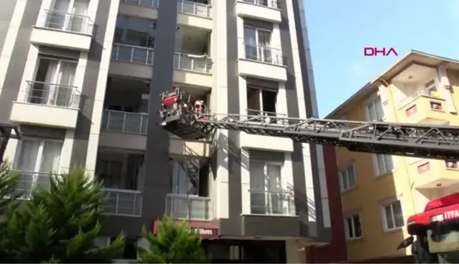 Son dakika haberleri! Ümraniye'de yangın çıkan dairede yaşayan kişi gözyaşlarına boğuldu