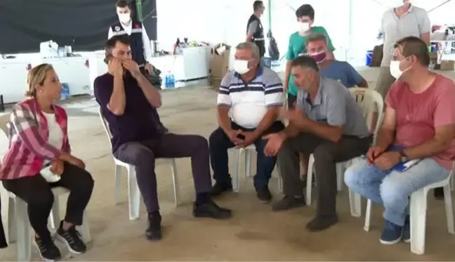 Bakanlar Kurum ile Karaismailoğlu yangından hasar gören yerleşim yerlerini inceledi