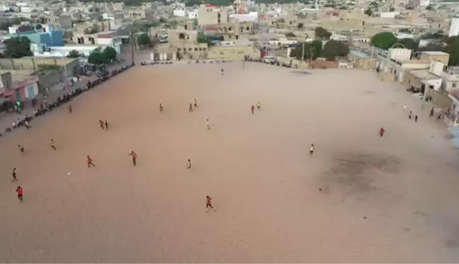 Kara Kıta'nın futbol aşığı çocukları