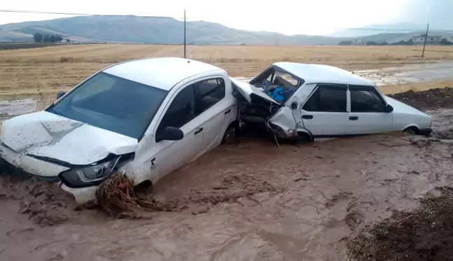 Gaziantep'te sağanak yağış kazaya sebep oldu