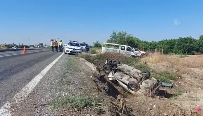 Son dakika haberi: Otomobil su kanalına devrildi: 2 ölü, 2 yaralı