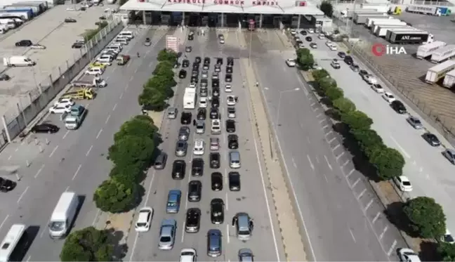 Kapıkule Sınır Kapısında gurbetçi yoğunluğu sürüyor