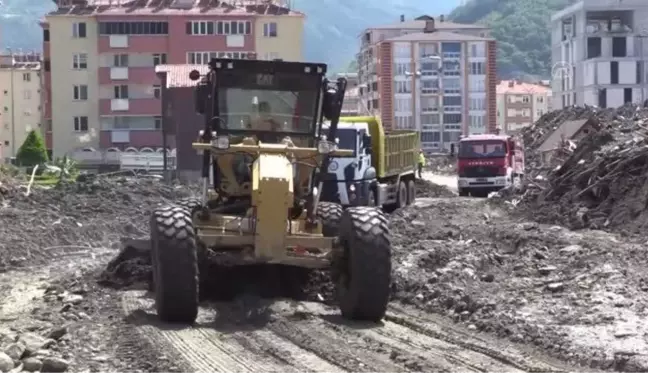 KASTAMONU - Bakan Soylu, selden etkilenen Abana ve Bozkurt'ta incelemelerde bulundu