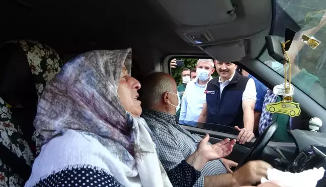 KASTAMONU - Çevre ve Şehircilik Bakanı Kurum, sel bölgesi Bozkurt'ta incelemelerde bulundu