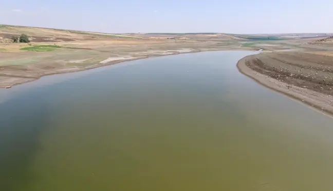 ŞANLIURFA - Hacı Hıdır Barajı'nın doluluk oranı sıcaklık ve yağış azlığı nedeniyle düştü