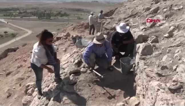 AKSARAY'DA GEÇ DEMİR ÇAĞI'NA IŞIK TUTACAK ARKEOLOJİK KAZI BAŞLADI