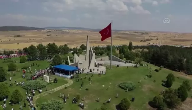 Son dakika haber! Bakan Varank, Zafertepeçalköy Zafer Anıtı'nda düzenlenen 30 Ağustos Zafer Bayramı törenine katıldı