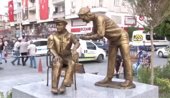 Son dakika haber! Korona virüs nedeniyle ölümden dönen başkan ilçesine 'Sağlıkçı Anıtı' yaptırdı