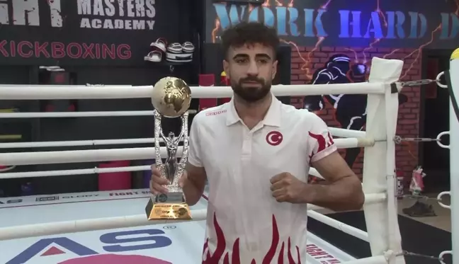 (Özel haber) Şampiyon kick boksçu, İtalya'da ikinci kez kupa kaldırmak için hazırlanıyor