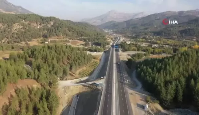 Edebiyat Yolu'ndan günlük 23 bin araç geçiyor