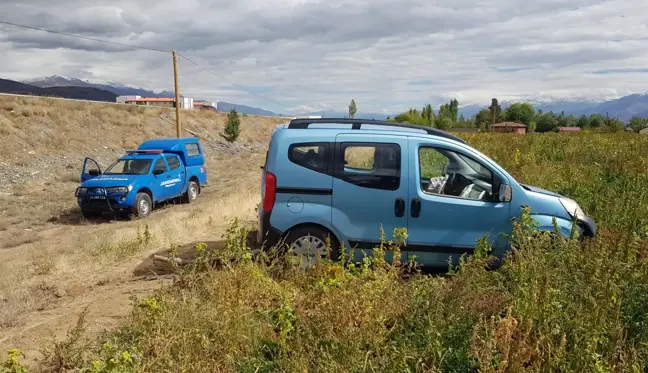 Son dakika haberleri! Kızlarını üniversiteye kayda götüren aile trafik kazasında yaralandı