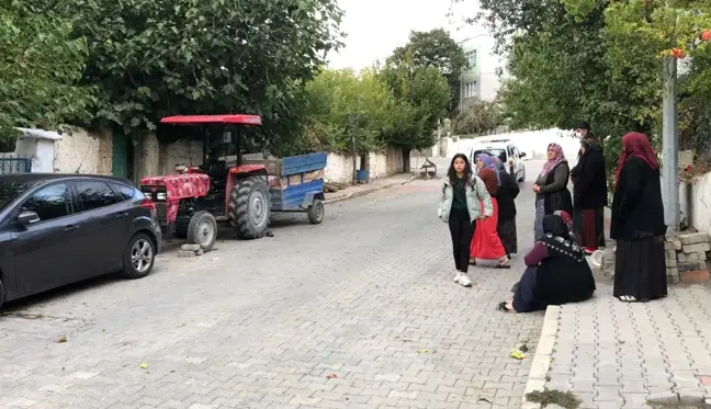 Traktör üstünde fenalaştı, doktorların müdahalesine rağmen kurtarılamadı