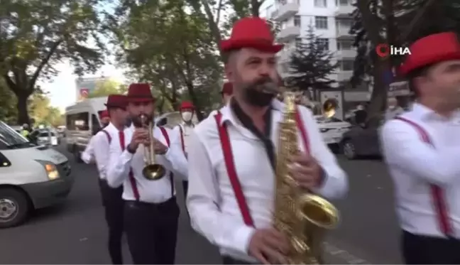 Ankara'nın başkent oluşunun yıl dönümü Çankaya'da kutlandı