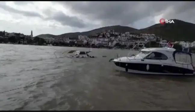 Olumsuz hava koşulları nedeniyle batan tekne kurtarılamadı