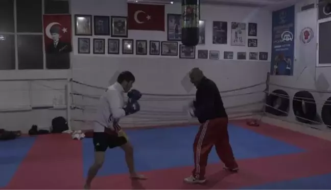 Dünya ikincisi milli sporcu, gözünü Kick Boks Avrupa Şampiyonası'na dikti