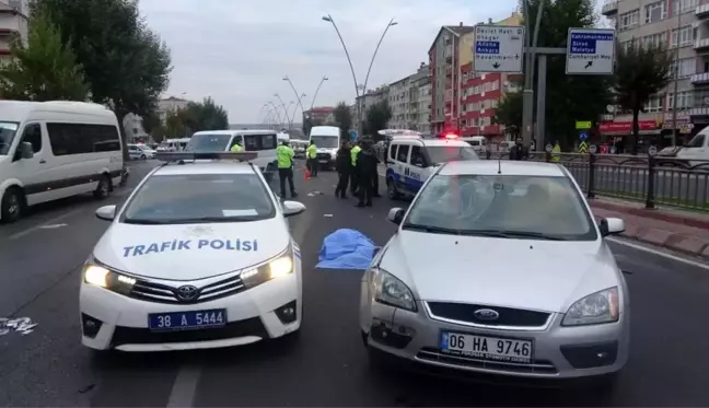 Bisikletli şahsın hayatını kaybettiği kaza kamerada