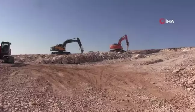 İşsiz gençlere istihdam sağlamak için ayakkabı fabrikası kuruluyor