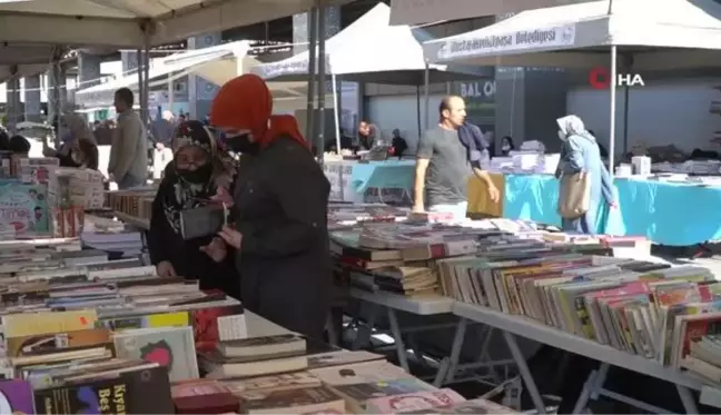 Mustafakemalpaşa'da 'Kitap Günleri' başladı