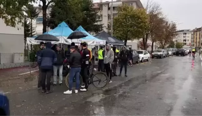 12. Cumhuriyet Kupası Bisiklet Yol Yarışı düzenlendi