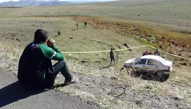 Son dakika haberi... Kars'ta kaza sonrası yürek burkan görüntü: 1 ölü 1 yaralı