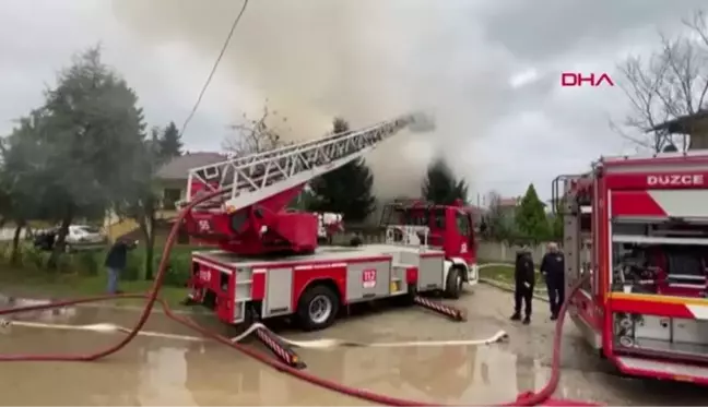 DÜZCE'DE TEK KATLI EV YANDI