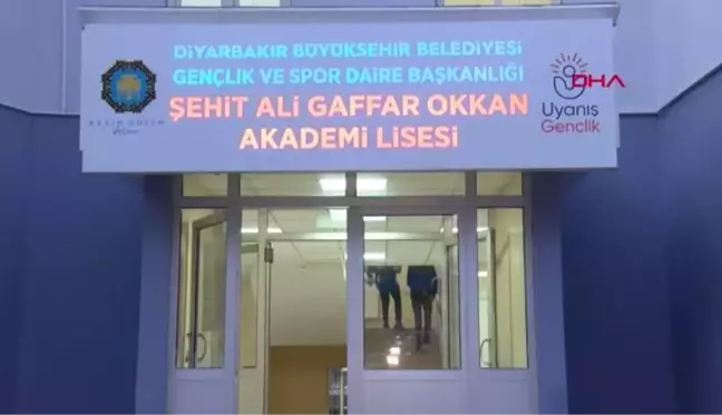 DİYARBAKIR'DA ÖĞRENCİLERE, BELEDİYEDEN EĞİTİM DESTEĞİ