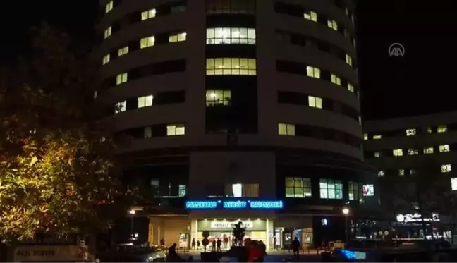 Sanatçı Kadir İnanır, yoğun bakımda tedavi altına alındı