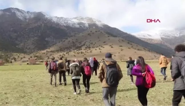 AZİZ THOMAS MANASTIRI'NA HAYRAN KALDILAR