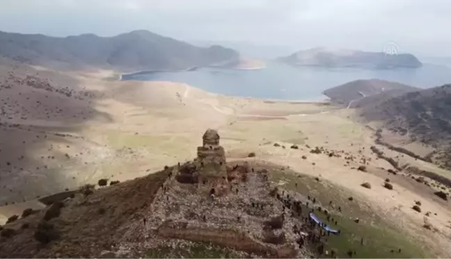 Doğaseverler tarihi Saint Thomas Manastırı'nın bulunduğu bölgeyi gezdi