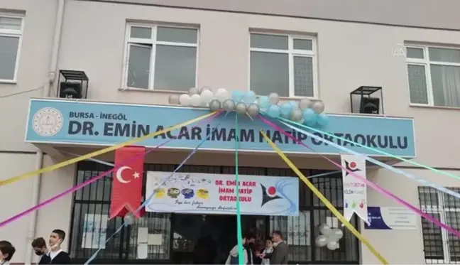 Öğrenciler geliştirdikleri emniyet kemeri sistemini tanıttı