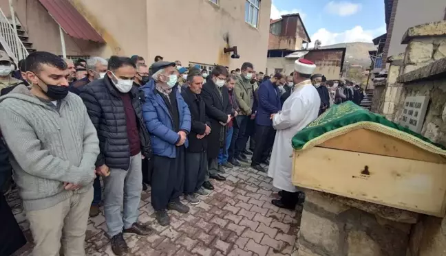 Son Dakika | Kazada hayatını kaybeden güvenlik korucusu son yolculuğuna uğurlandı