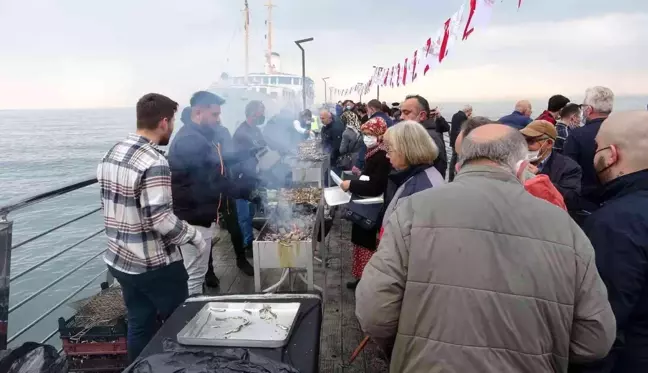 Hamsi festivalinde 5 ton hamsi tüketildi