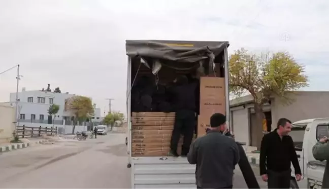 Son dakika haberi... TEL ABYAD - Türkiye, Tel Abyadlı çocuklara spor malzemesi desteğinde bulundu