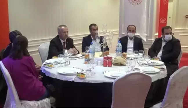 KAHRAMANMARAŞ - AK Parti Grup Başkanvekili Mahir Ünal Kahramanmaraş'ta konuştu