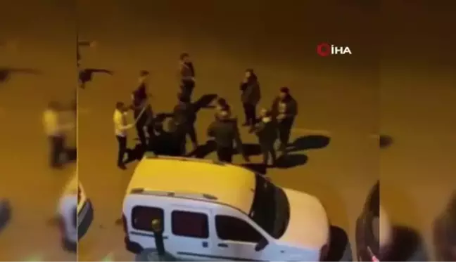 Bursa'da kız meselesi yüzünden iki aile sokak ortasında birbirine girdi