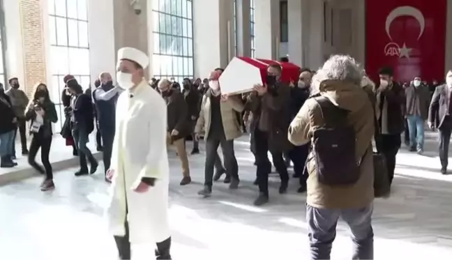 Prof. Dr. Teoman Duralı için İstanbul Üniversitesi'nde tören düzenlendi