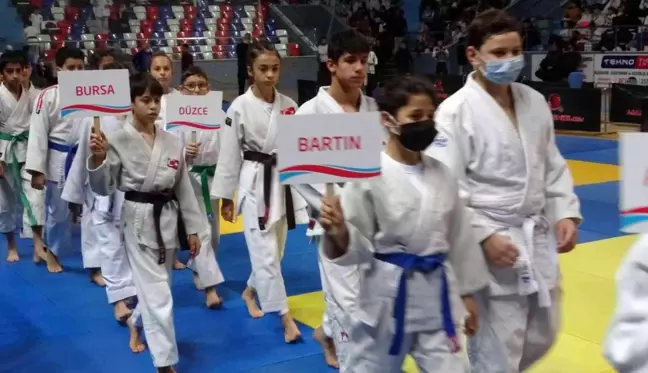 5'inci Uluslararası Madenci Kupası Judo Turnuvası başladı