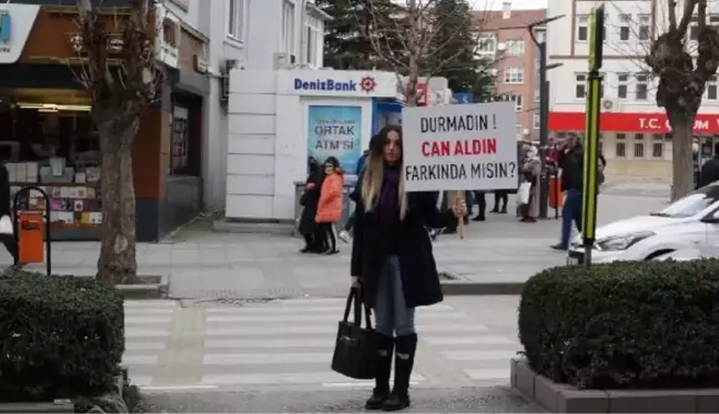 Babasına otomobilin çarptığı yaya geçinde sürücülere seslendi: Lütfen birazcık saygı