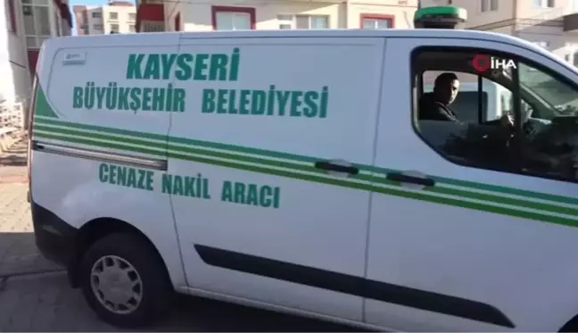 Karısı ve üvey çocuğunun boğazı kesen şahsın tedavisi devam ediyor