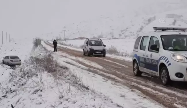 Şarampole devrilen otomobildeki 1 kişi yaralandı