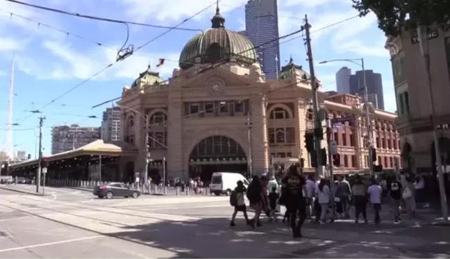 MELBOURNE - Avustralya'da günlük Kovid-19 vaka sayıları artmaya devam ediyor