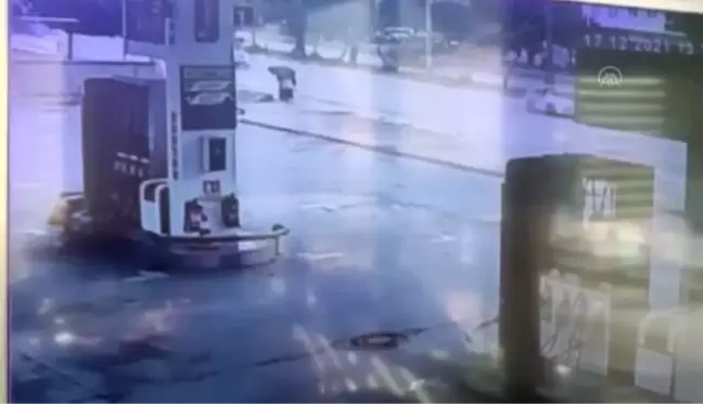 Hafif ticari aracın çarptığı kadın yaşamını yitirdi