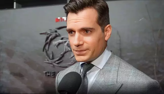 Witcher dizisinde yer alan Henry Cavill, başka bir oyun filminde rol almak istediğini açıkladı