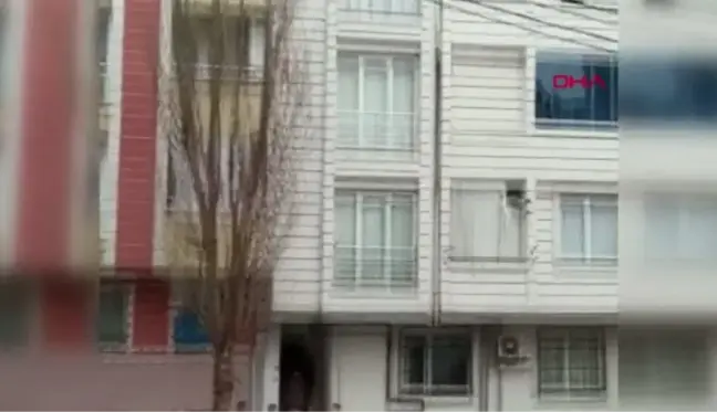 İSTANBUL ? ESENYURT'TA 5 KATLI APARTMANDA YANGIN